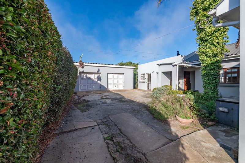 5 Bedroom Property for Sale in Riviersonderend Western Cape